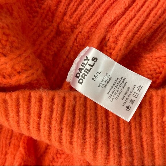 Daily Drills Oversized Cable Knit Sweater Pullover in Orange Tangerine Mandarin - Picture 5 of 6